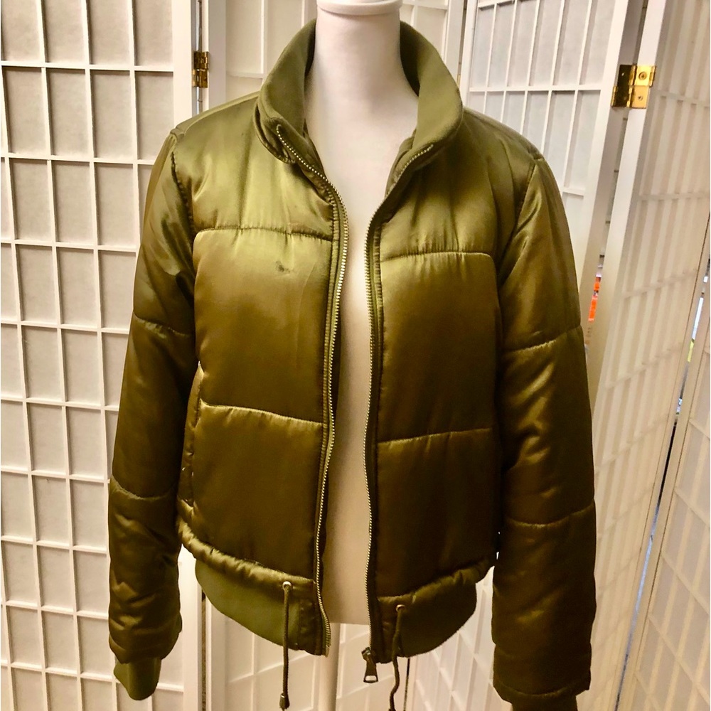TOPSHOP olive green satin puffer jacket. Absolutely gorgeous and high quality.